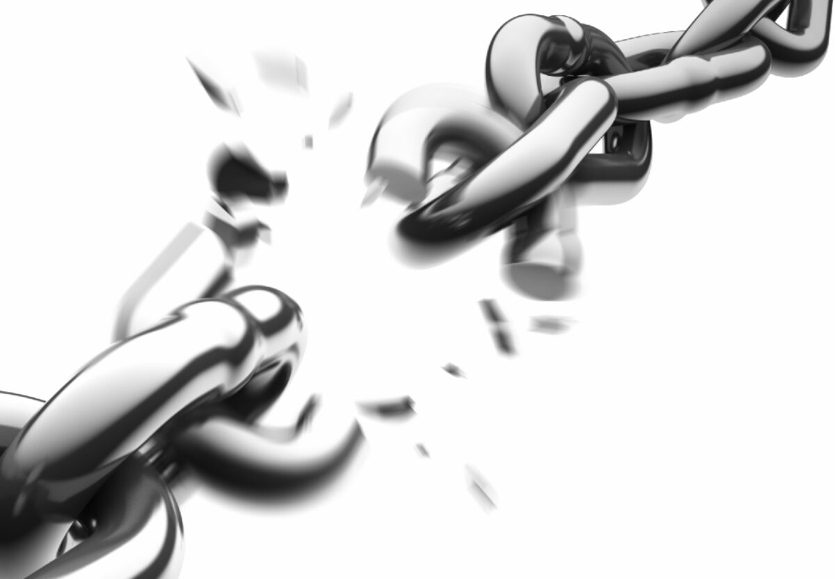 broken-chain-2shackles_0.jpg